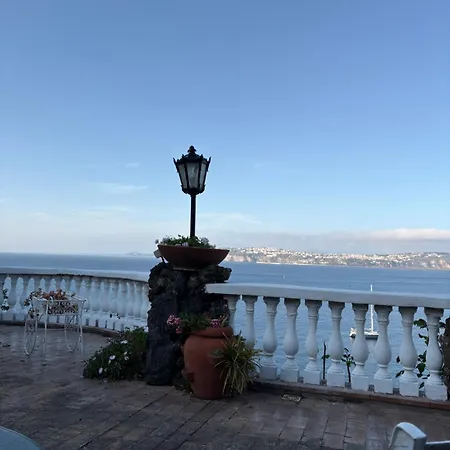 Bed & Breakfast Summer Paradise